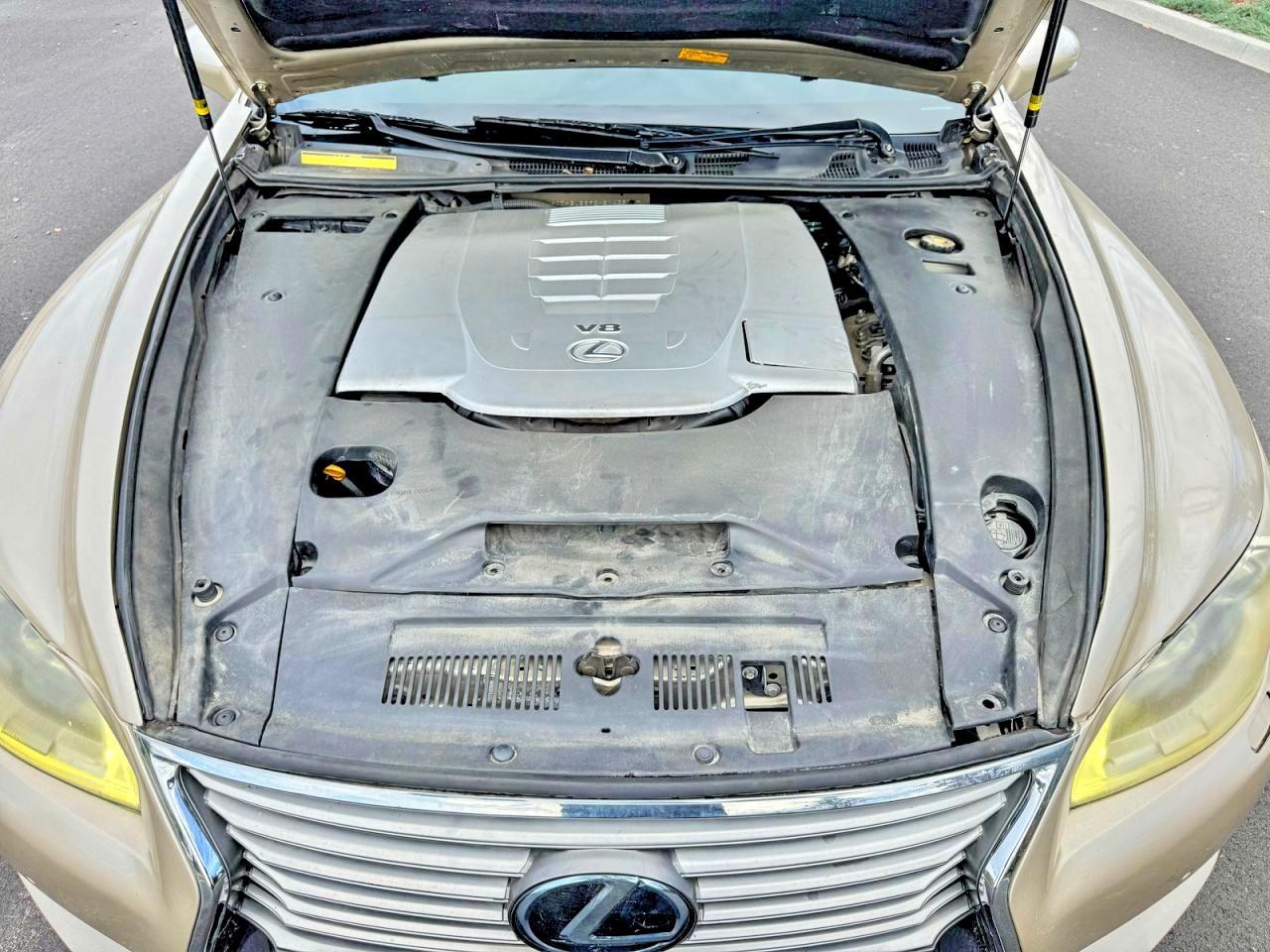 2017 LEXUS LS 460