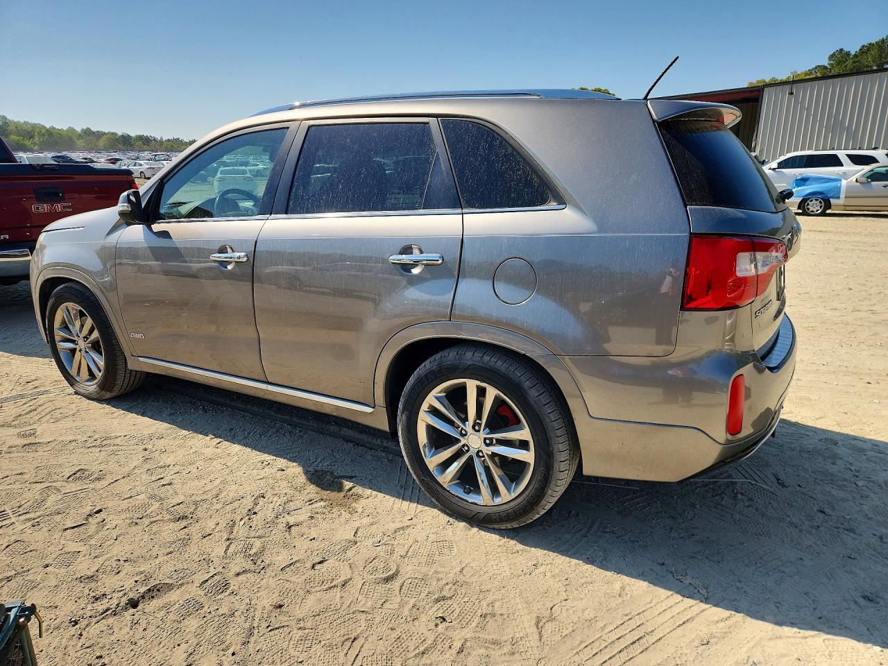 2015 KIA SORENTO