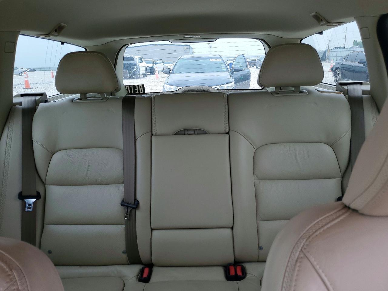 2013 VOLVO XC70