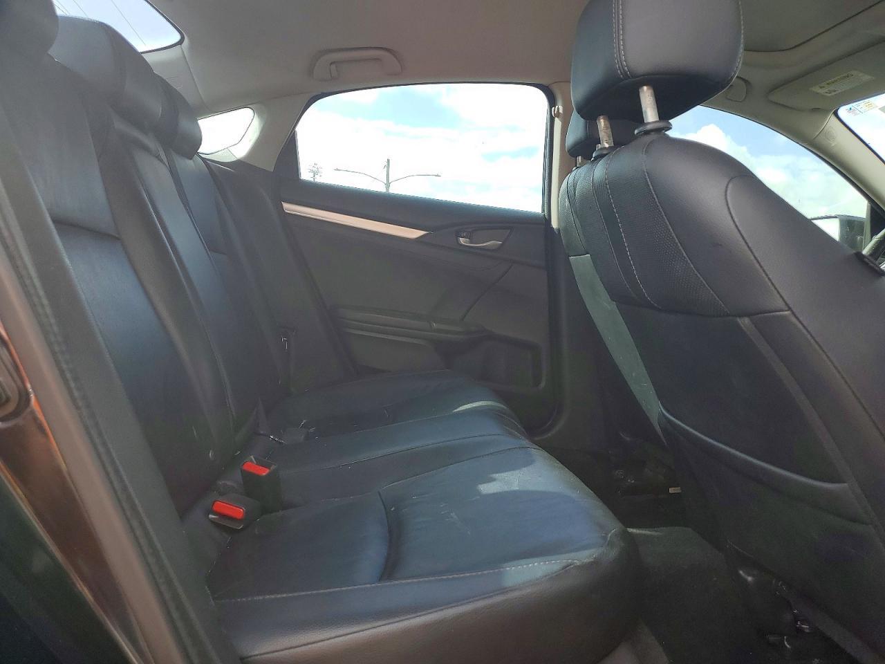 2016 HONDA CIVIC