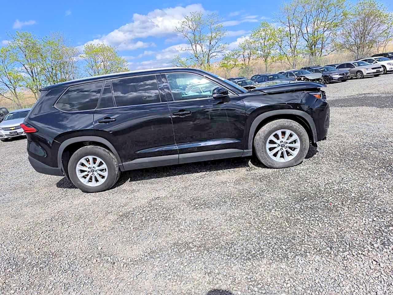 2024 TOYOTA HIGHLANDER
