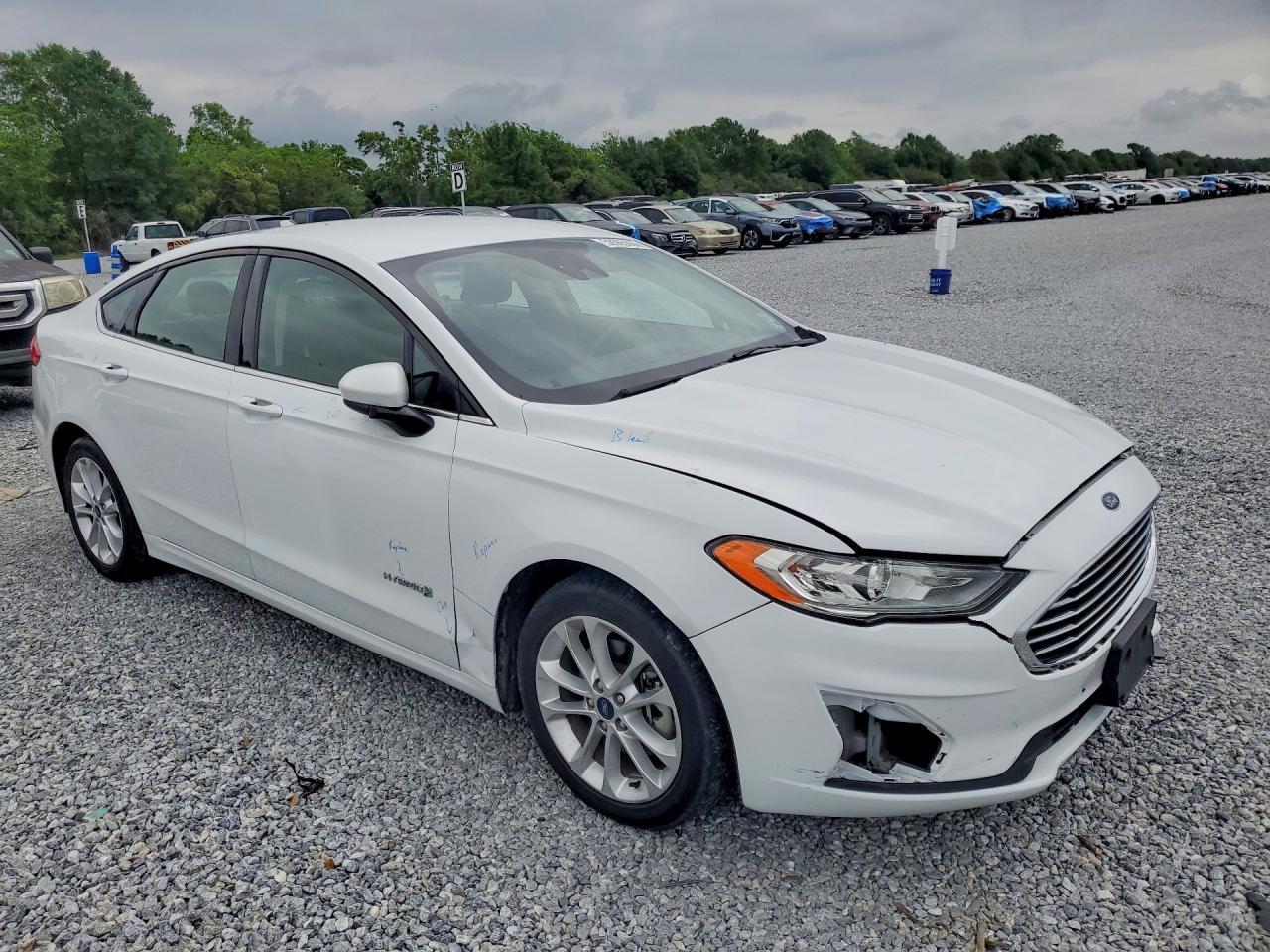 2019 FORD FUSION