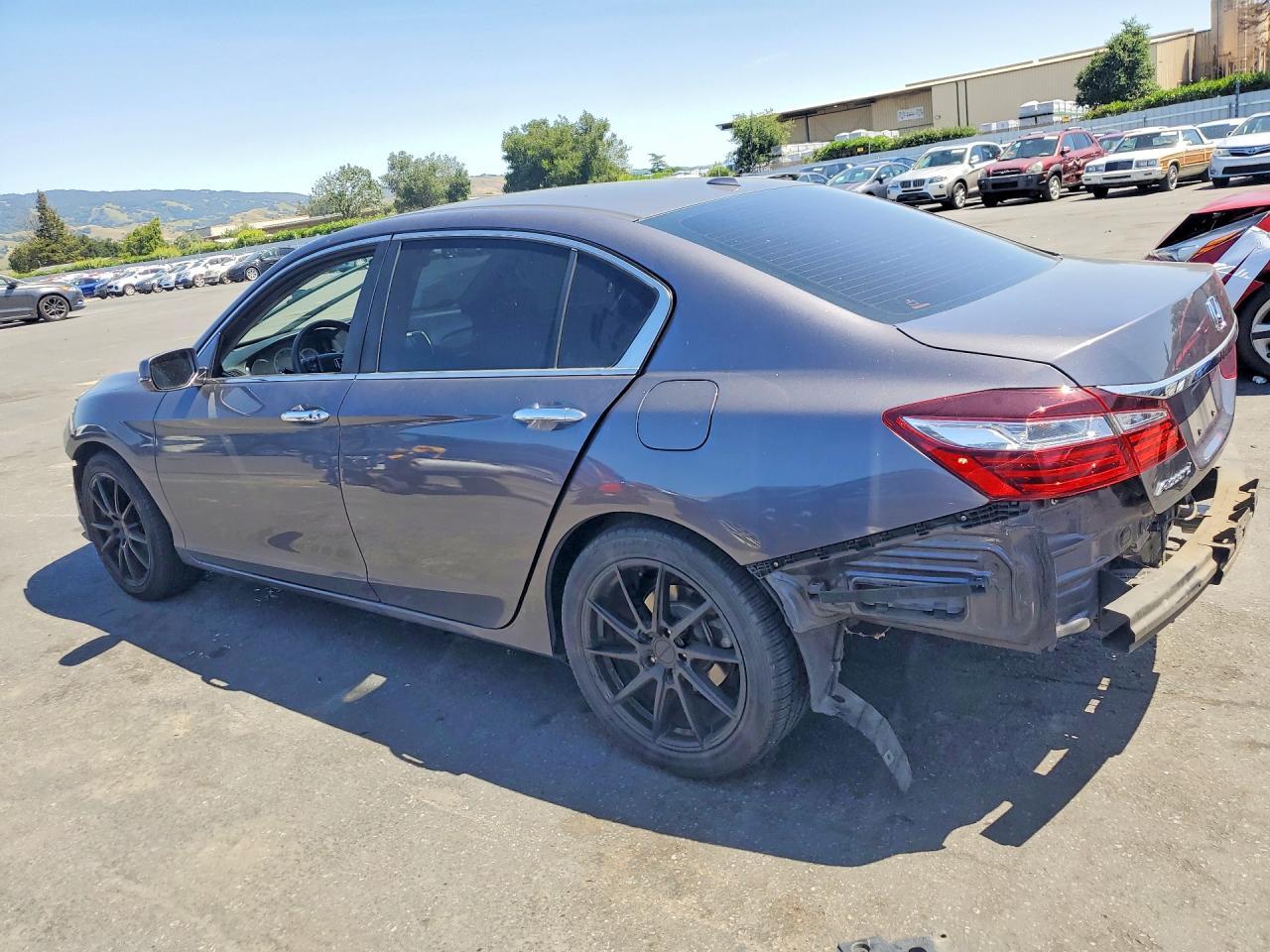 2016 HONDA ACCORD