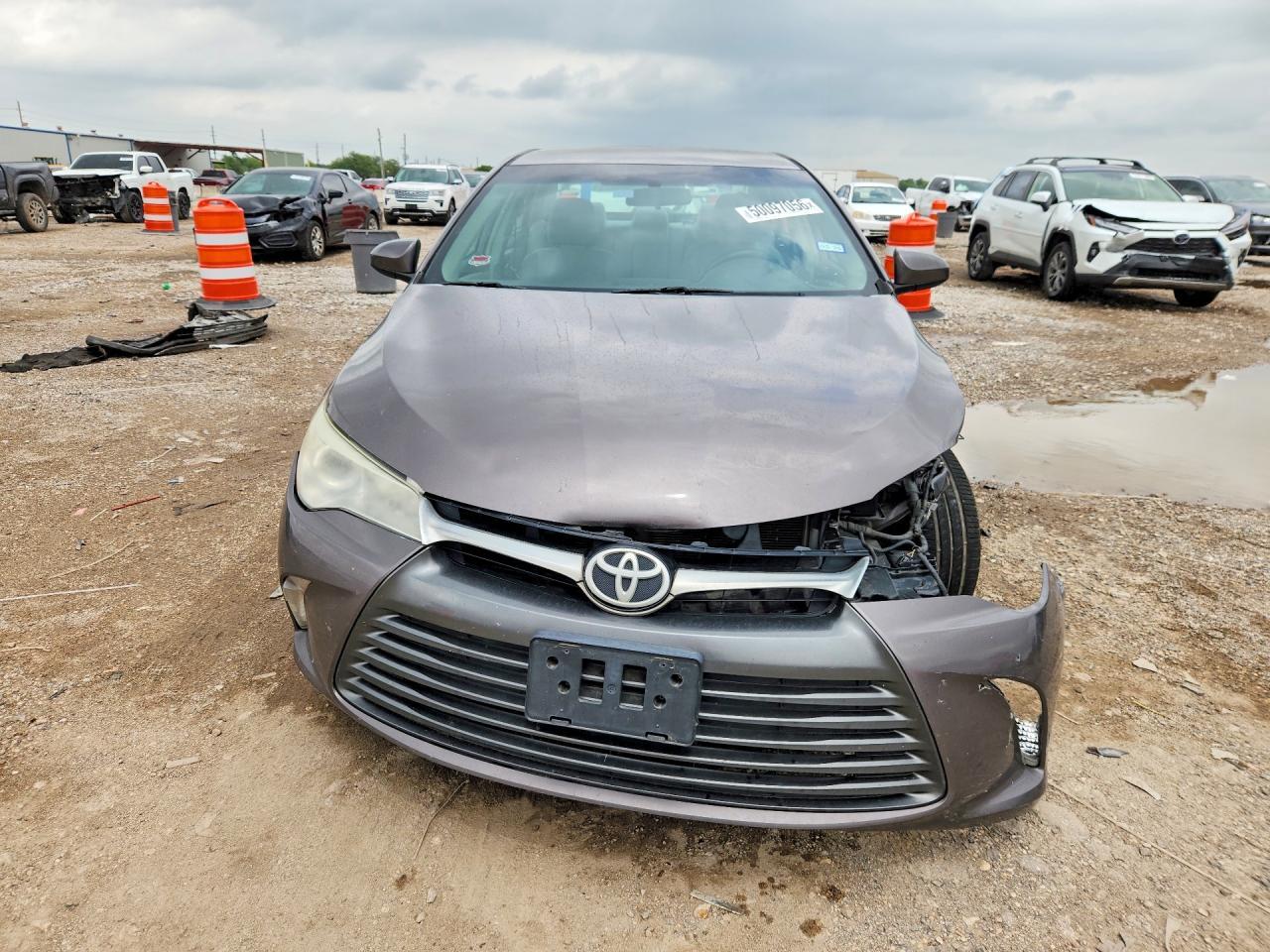 2016 TOYOTA CAMRY