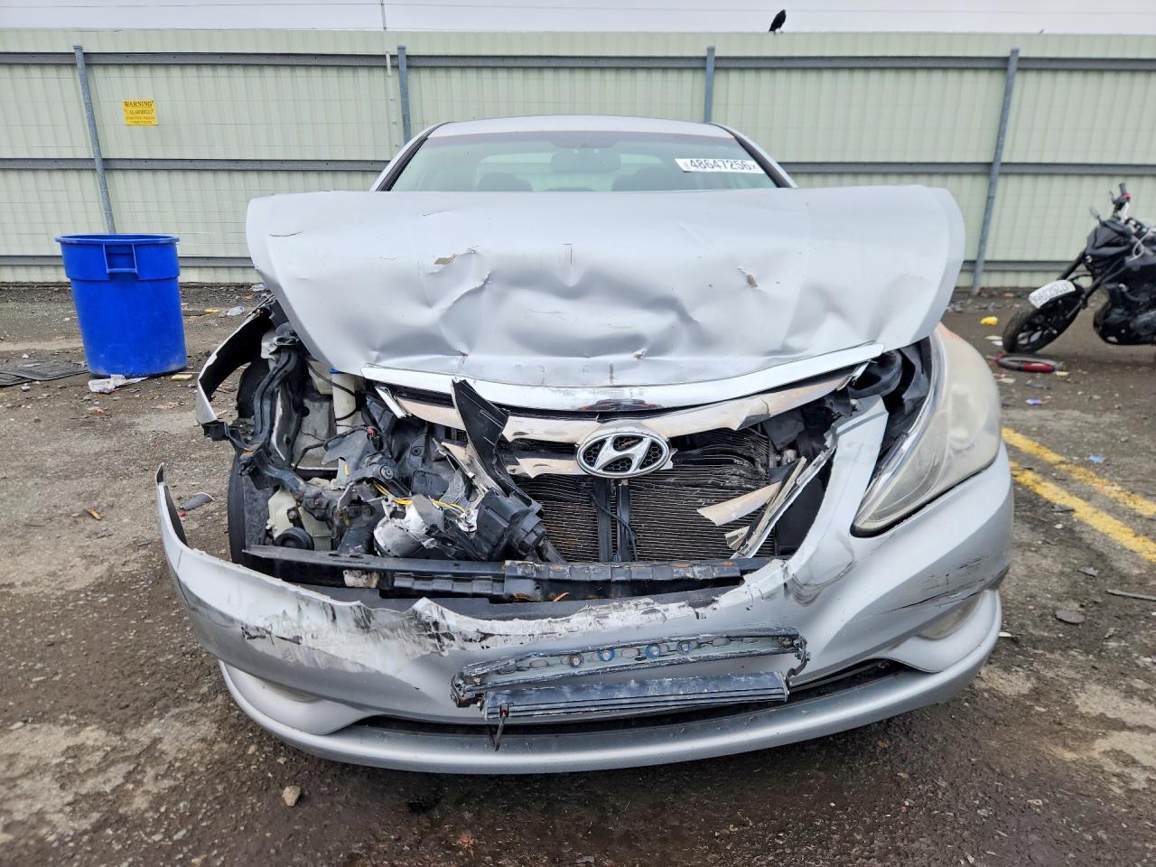 2011 HYUNDAI SONATA