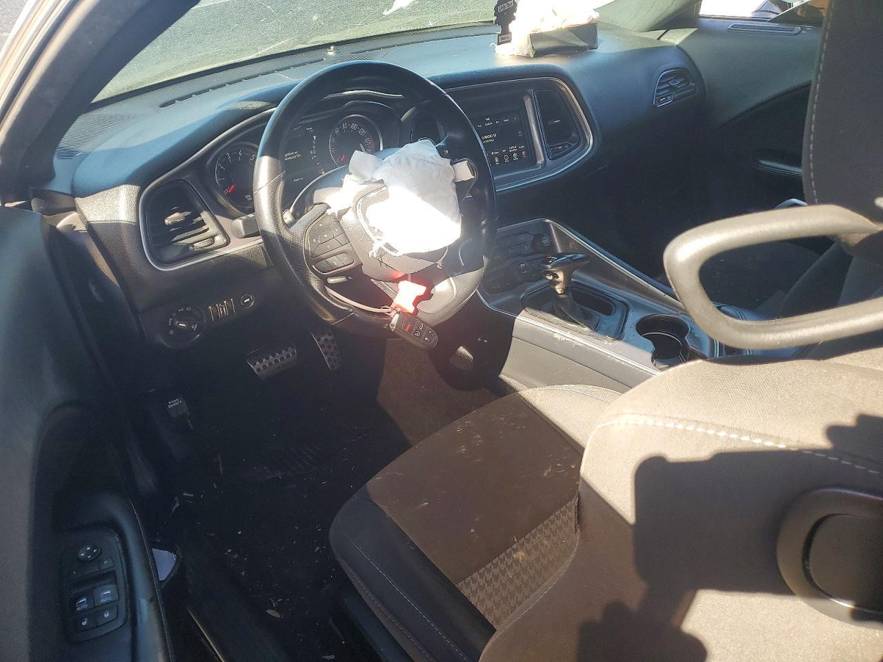 2021 DODGE Challenger