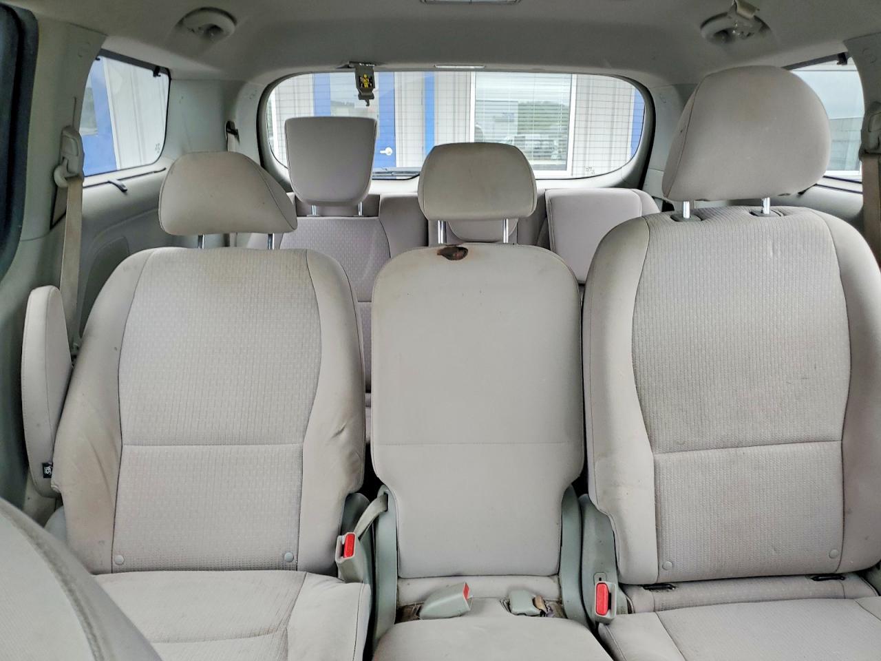 2016 KIA SEDONA