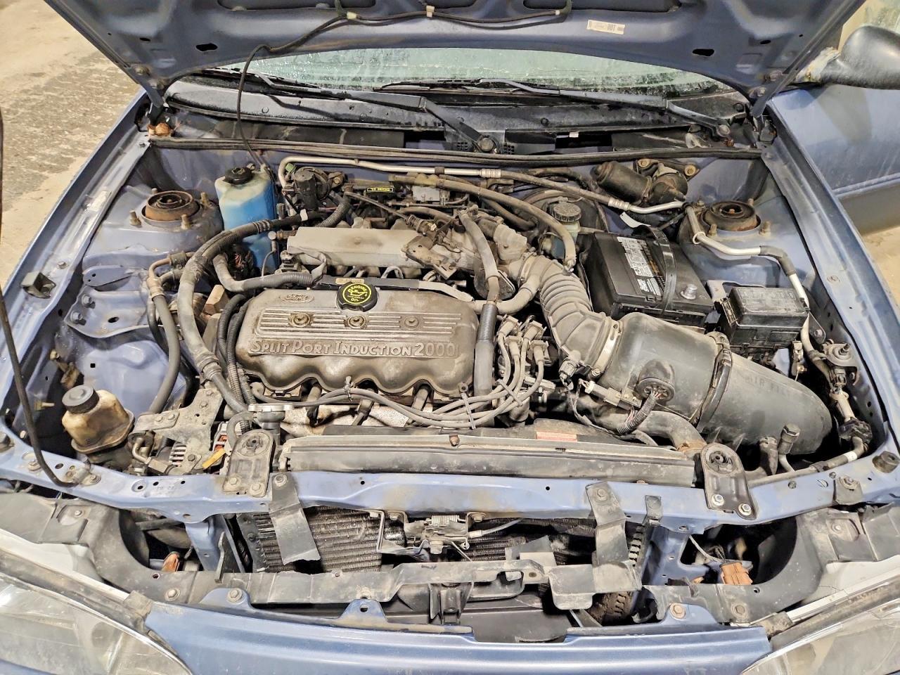 1999 FORD Escort