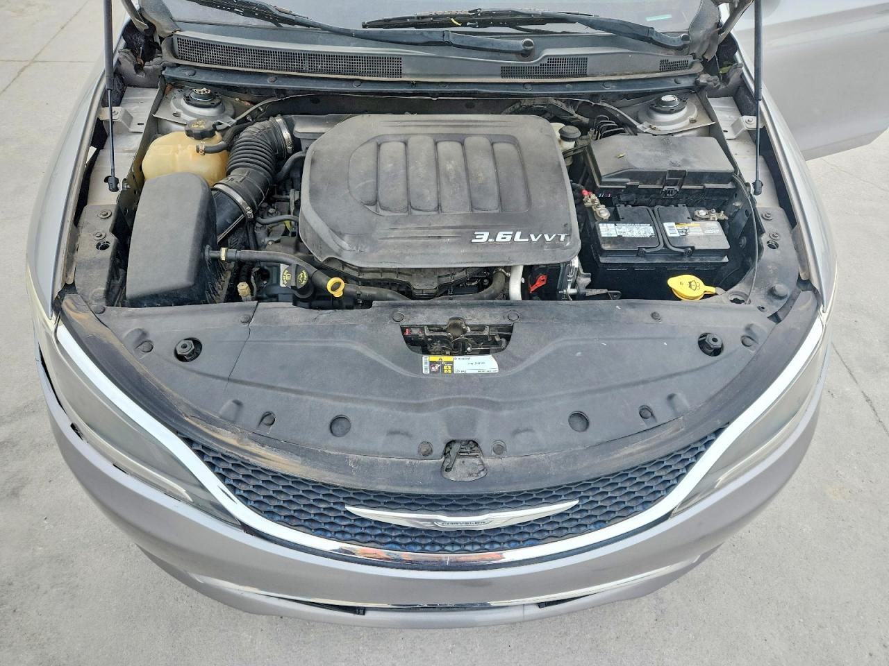 2015 CHRYSLER 200