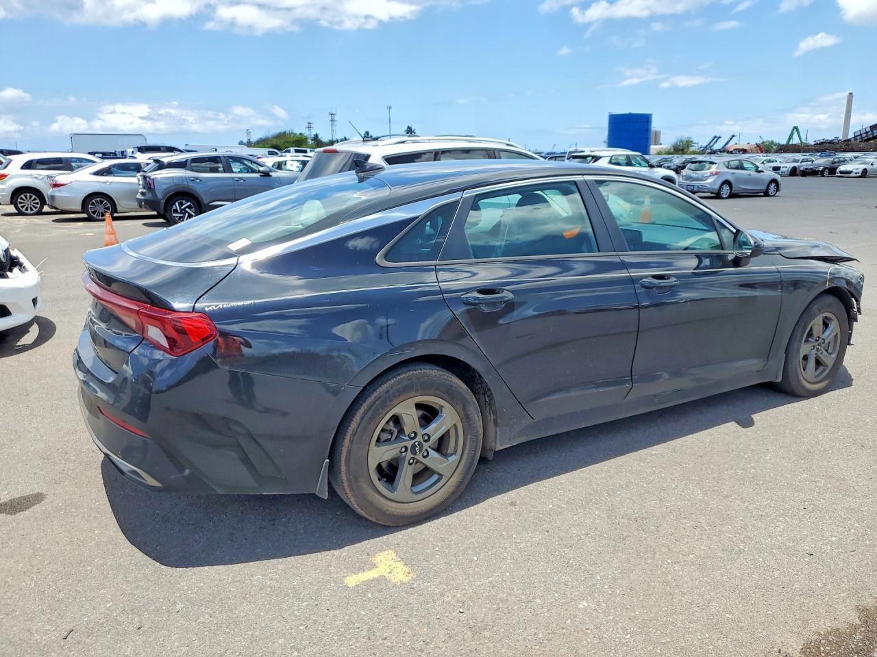 2022 KIA K5