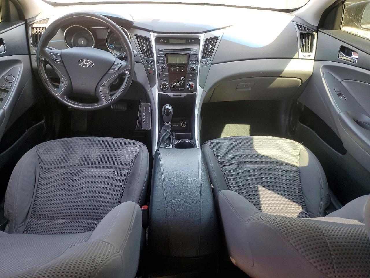 2012 HYUNDAI SONATA