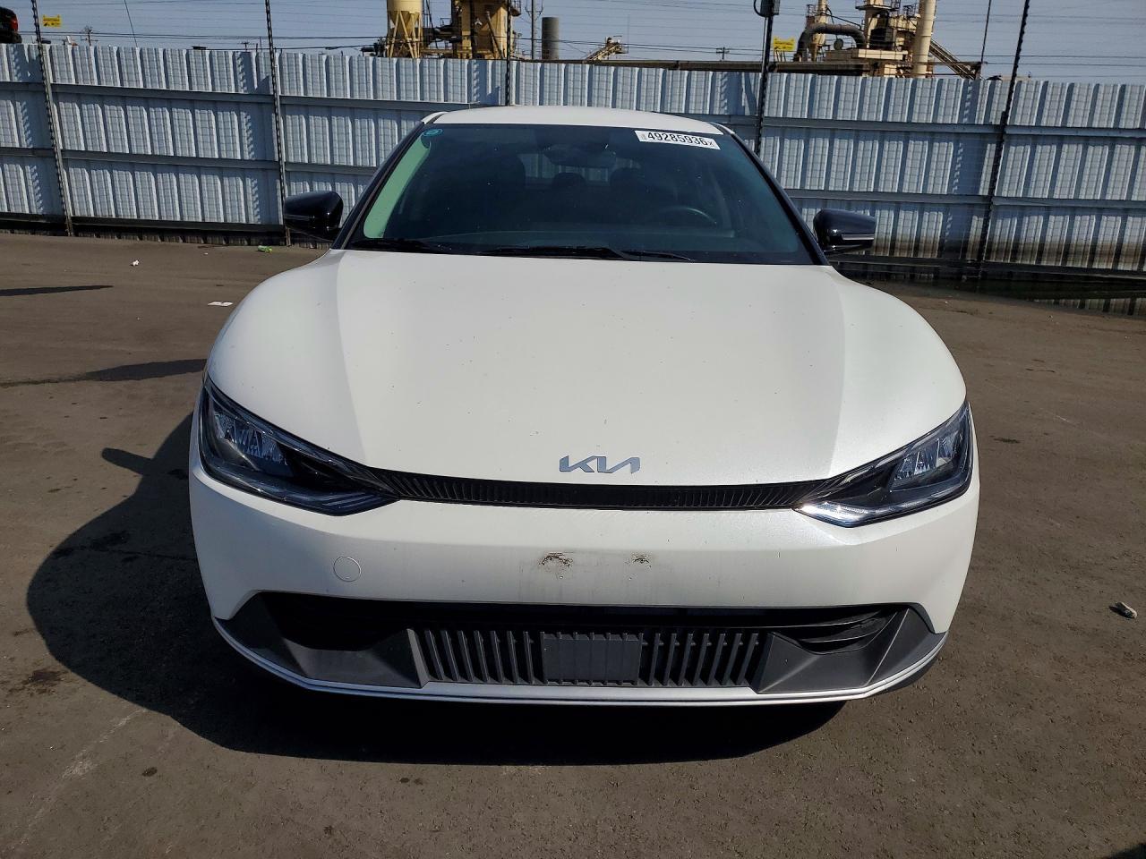 2024 KIA EV6