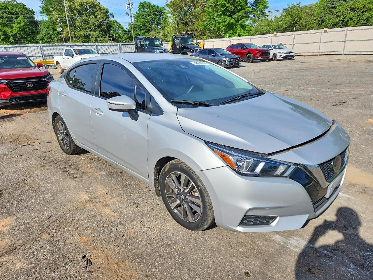 2020 NISSAN VERSA