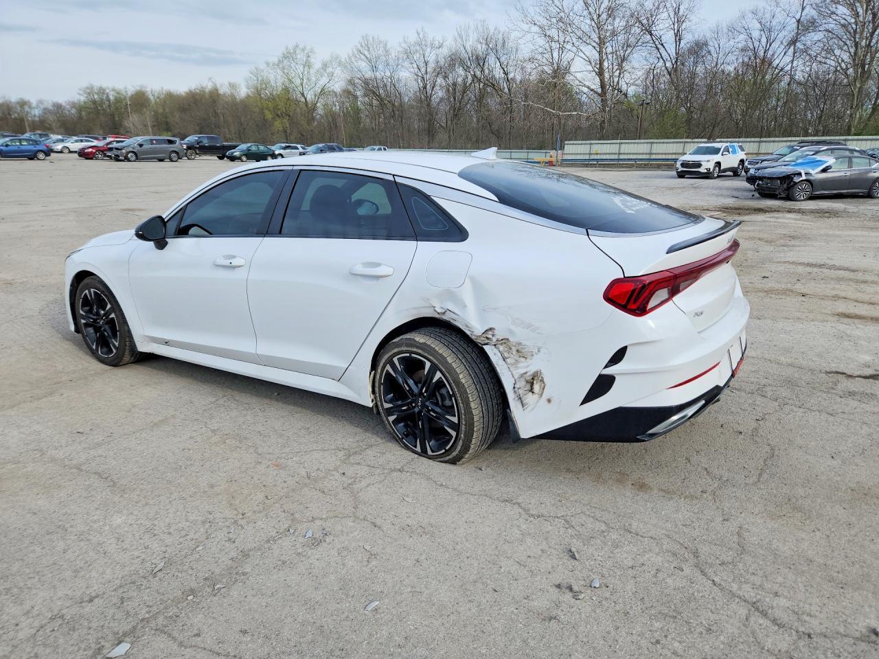 2022 KIA K5