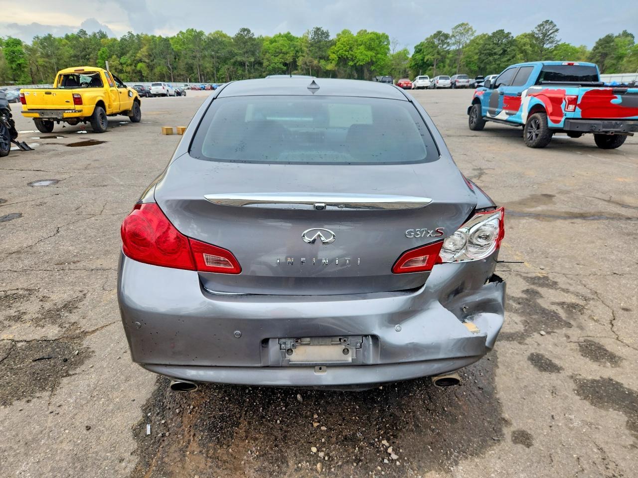 2012 INFINITI G37