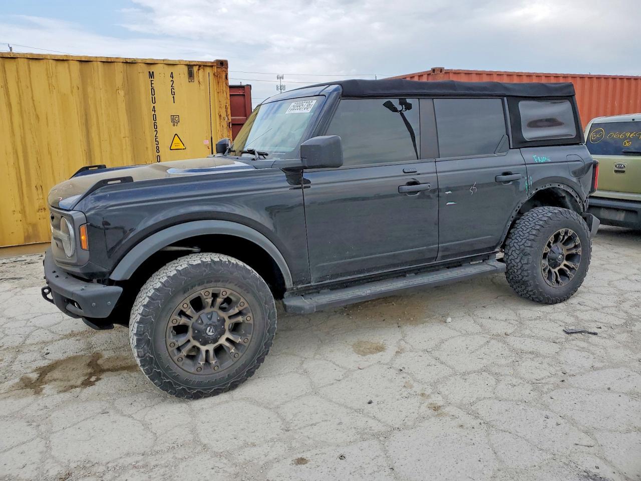 2022 FORD Bronco