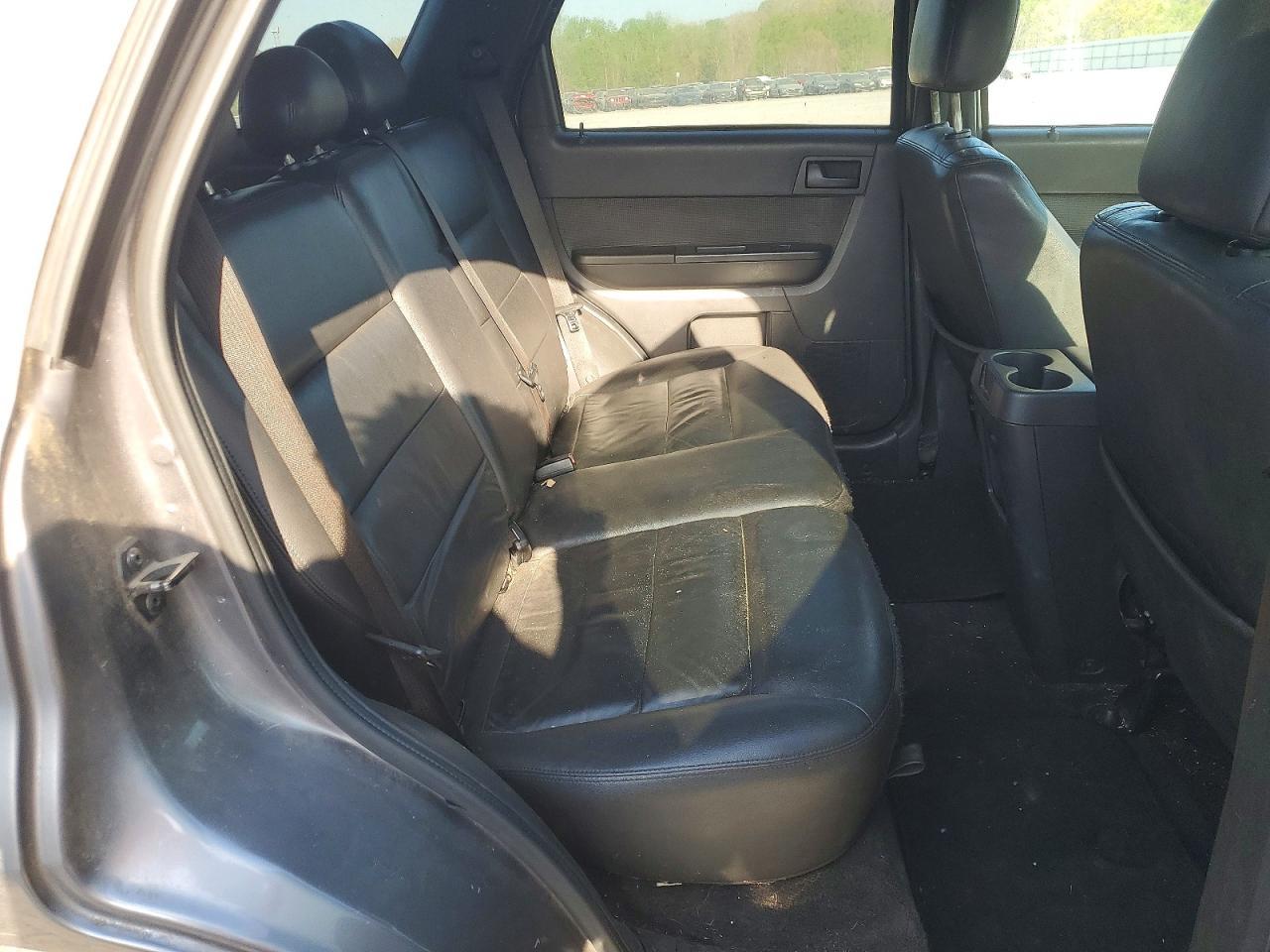 2009 FORD ESCAPE