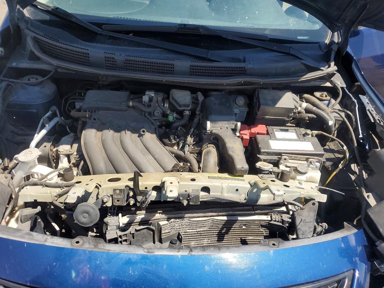 2012 NISSAN VERSA