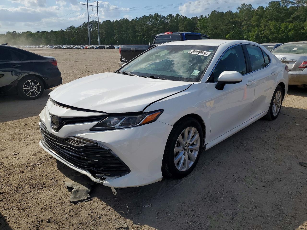 2018 TOYOTA CAMRY