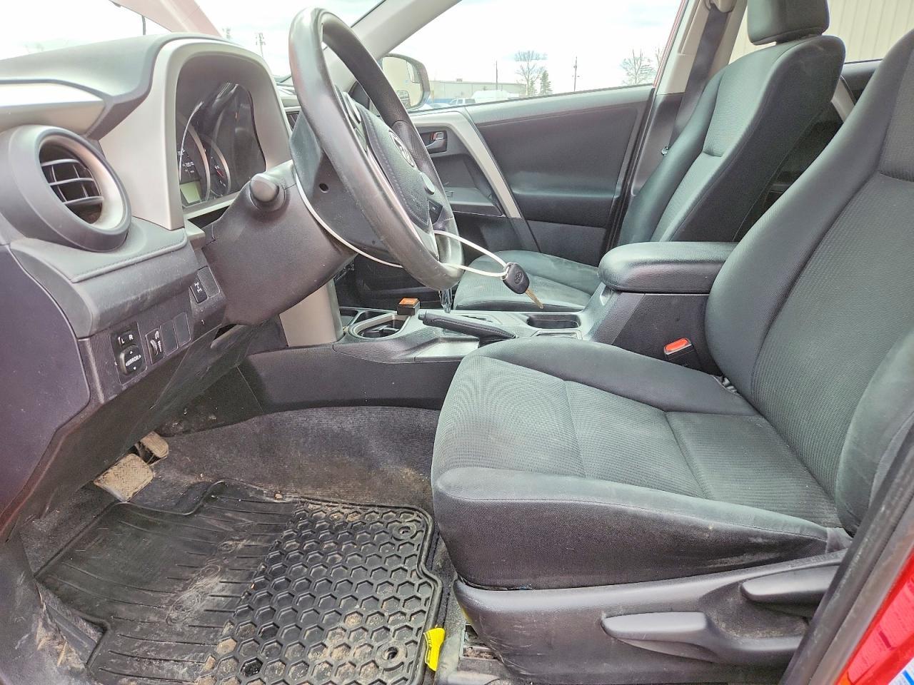 2016 TOYOTA RAV4