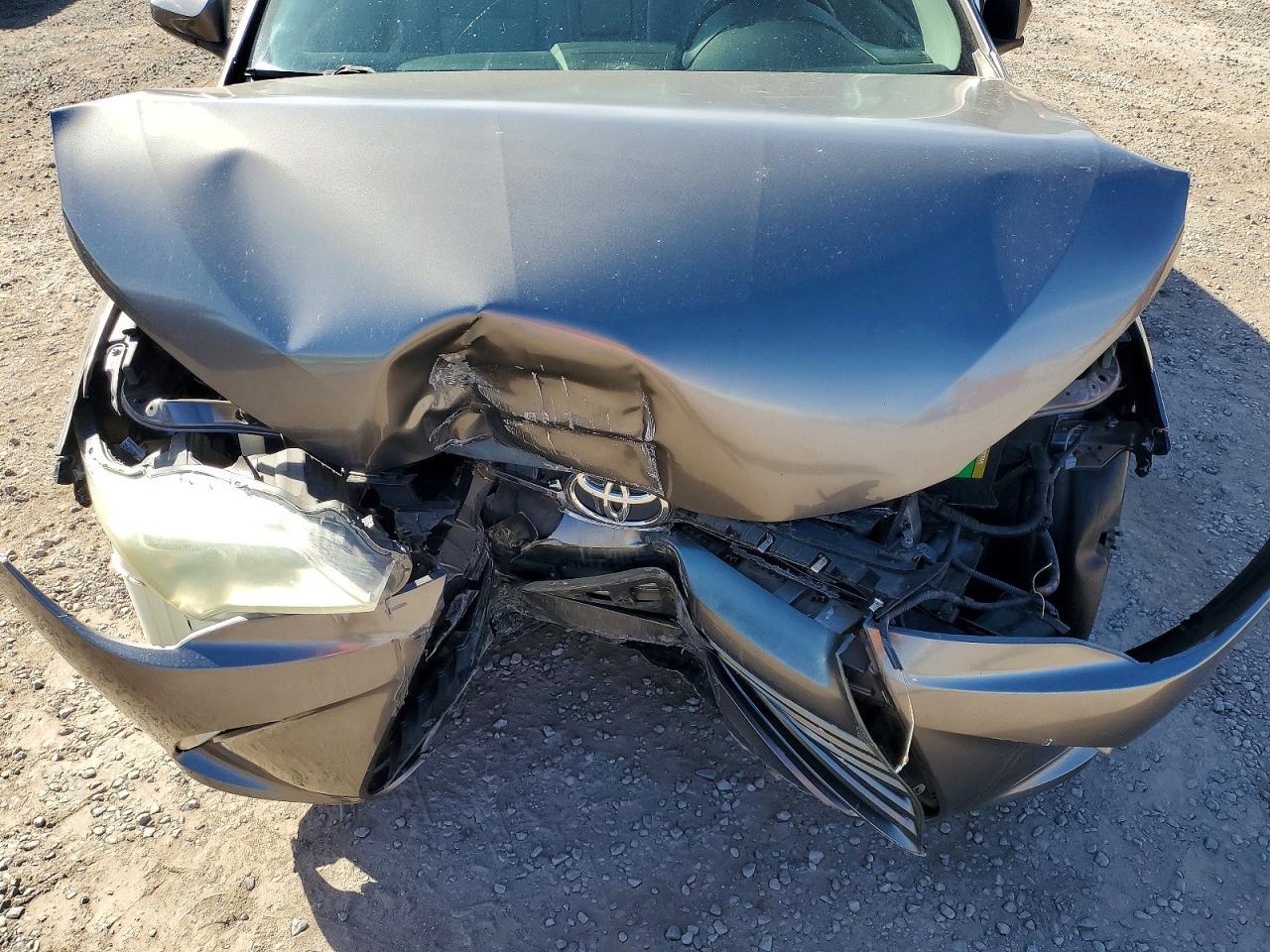 2016 TOYOTA CAMRY