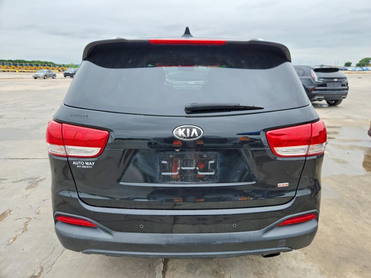 2016 KIA SORENTO
