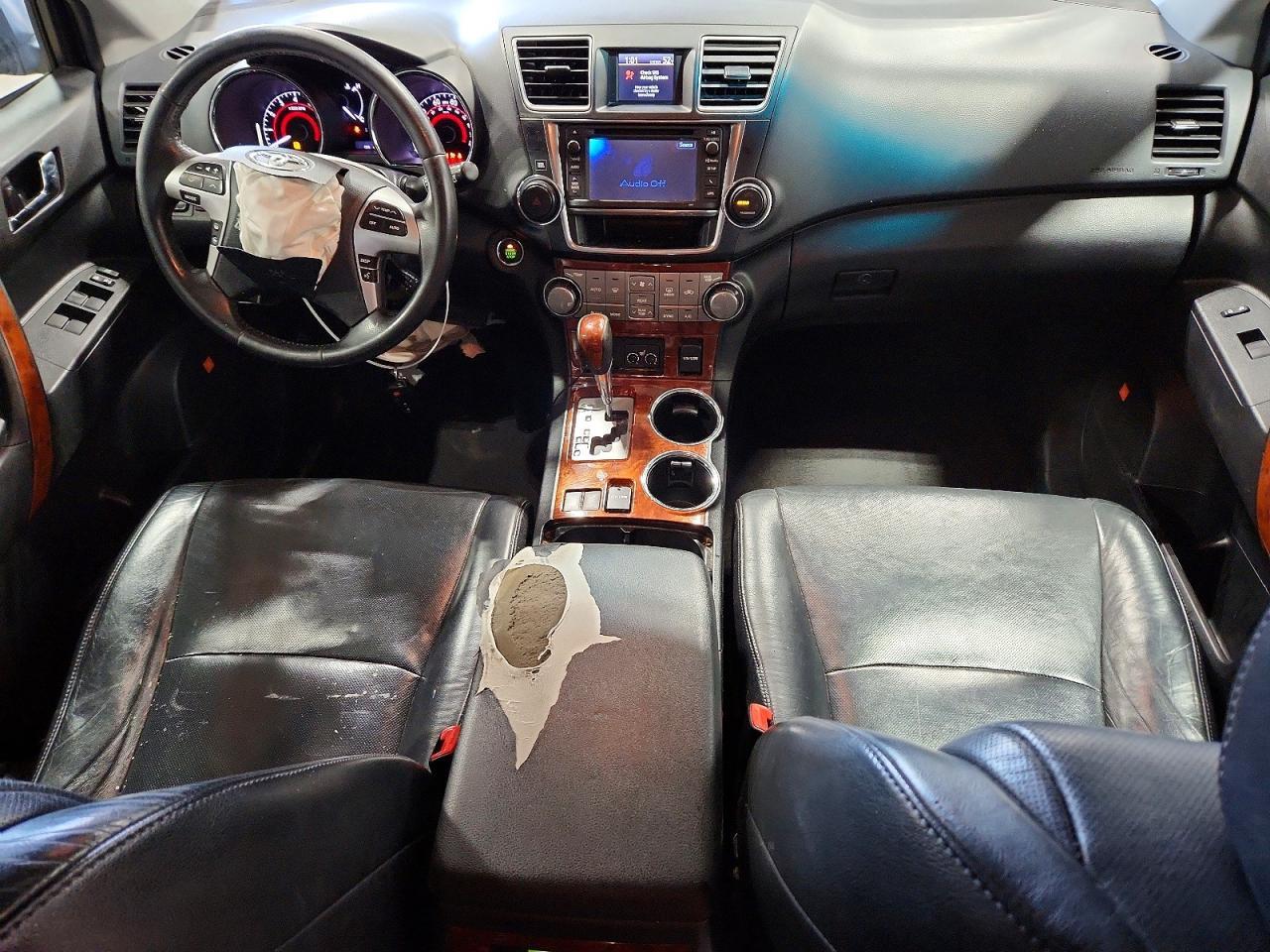 2013 TOYOTA HIGHLANDER