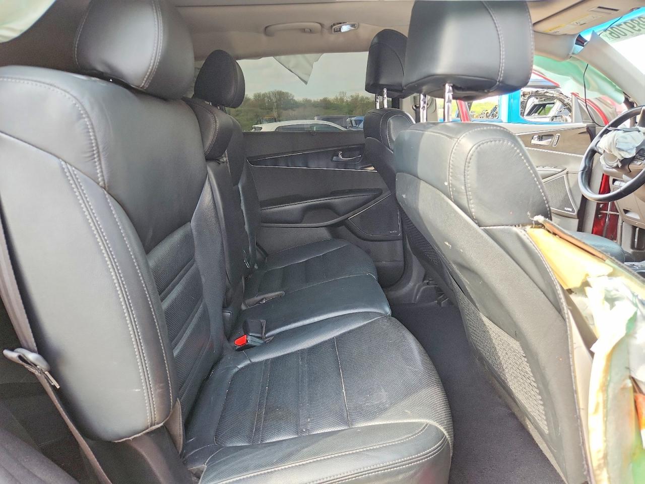 2017 KIA SORENTO