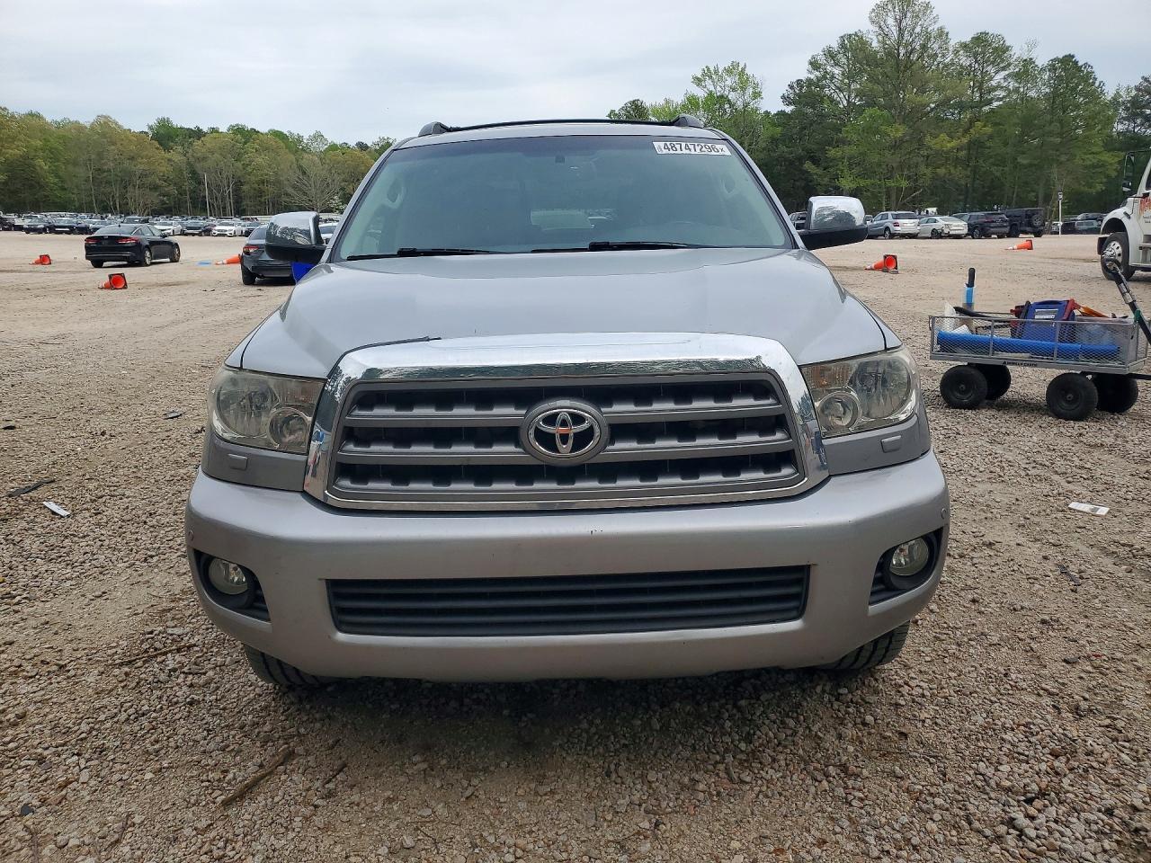 2014 TOYOTA Sequoia