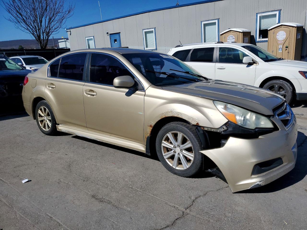2010 SUBARU Legacy