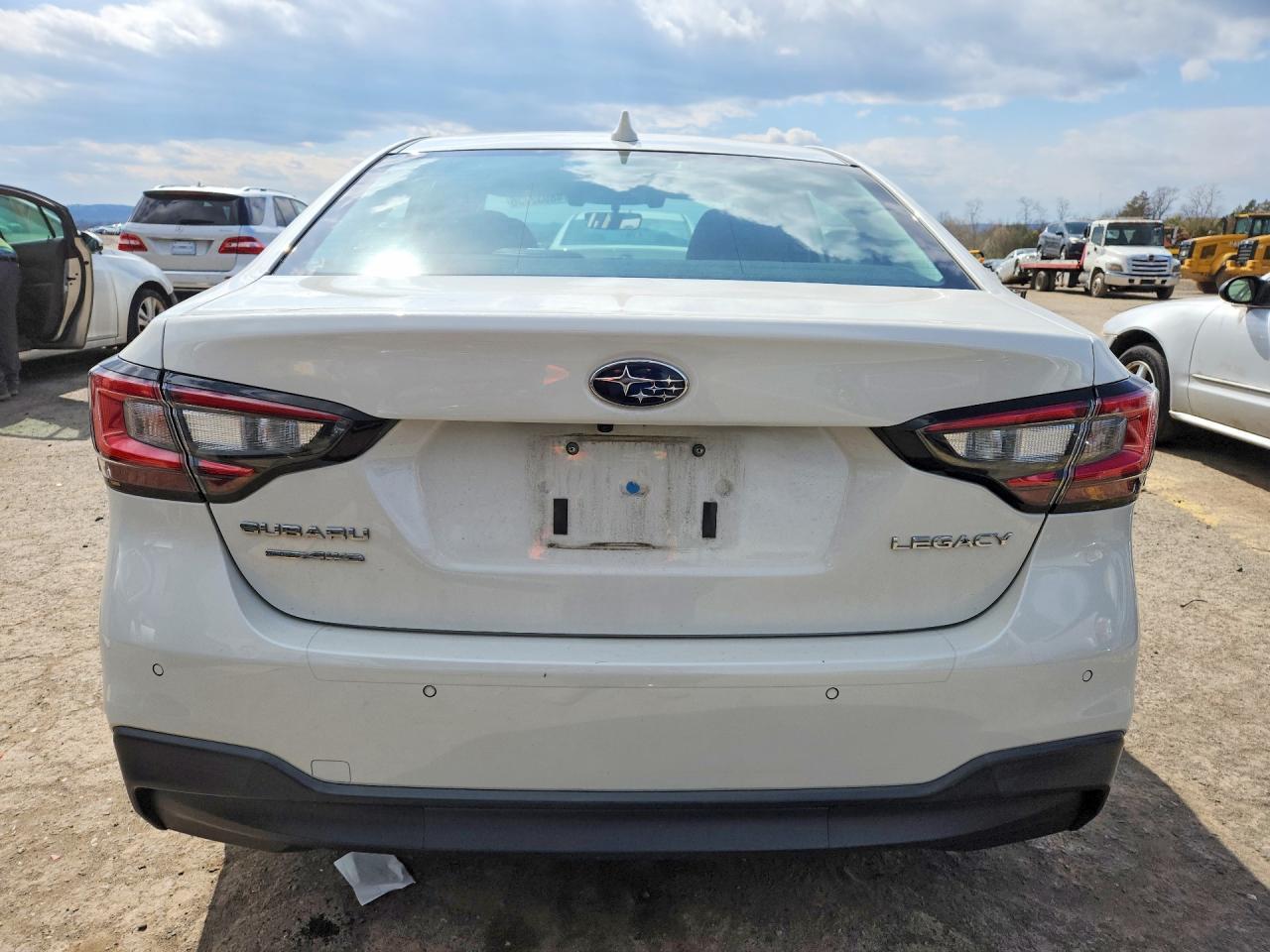 2020 SUBARU Legacy