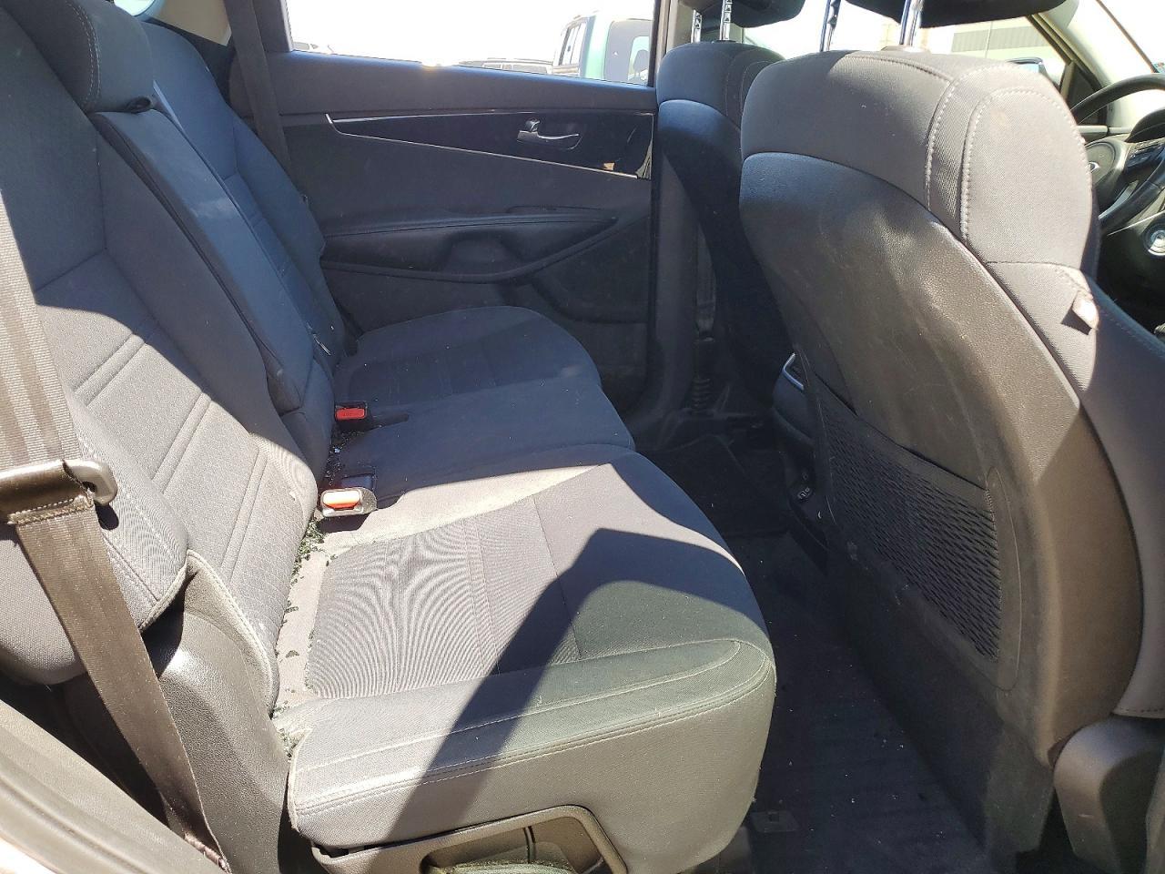 2017 KIA SORENTO