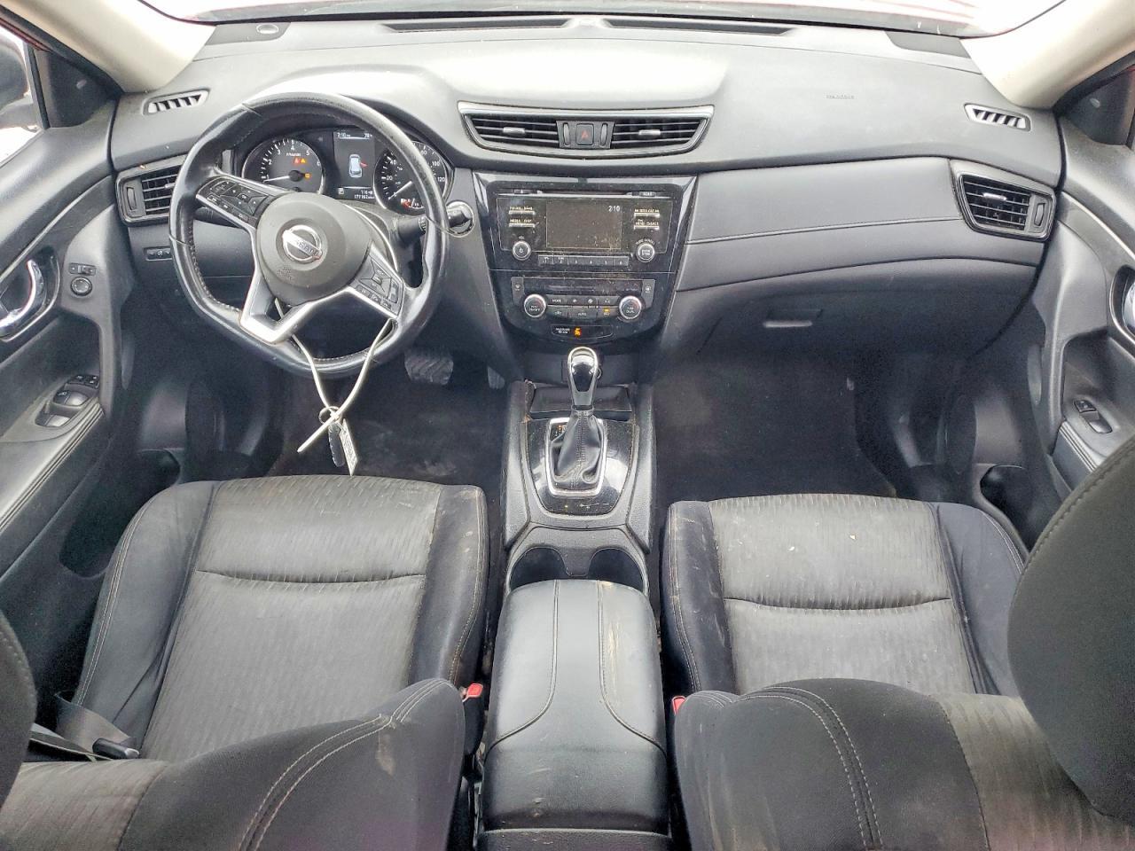 2017 NISSAN ROGUE