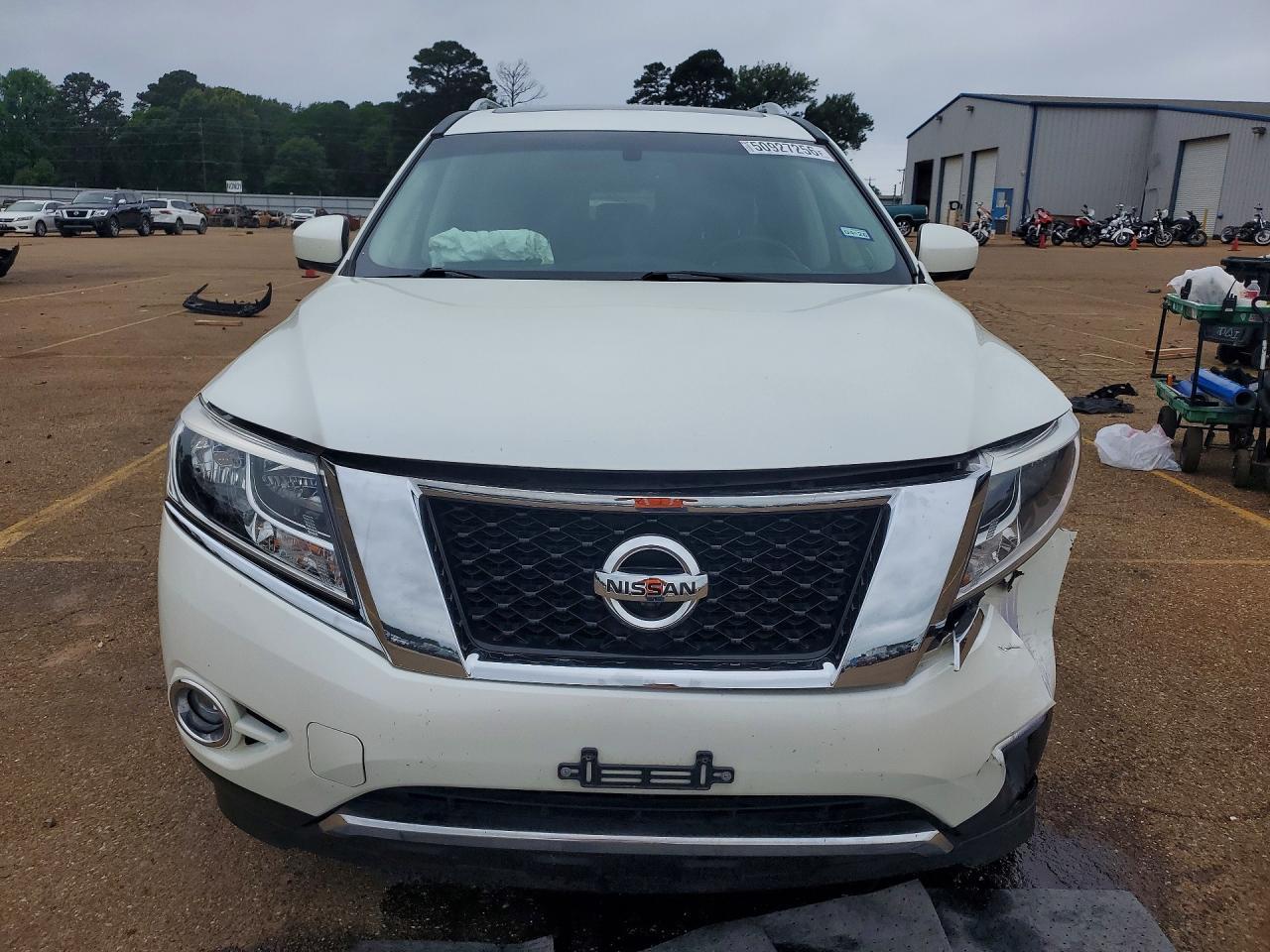 2015 NISSAN PATHFINDER