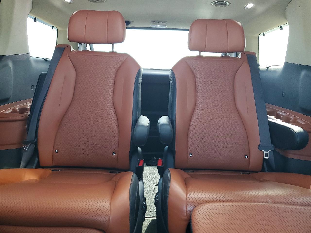2022 KIA Carnival