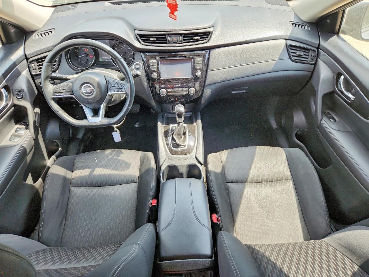 2017 NISSAN ROGUE