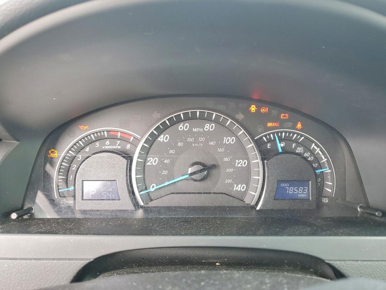 2014 TOYOTA CAMRY