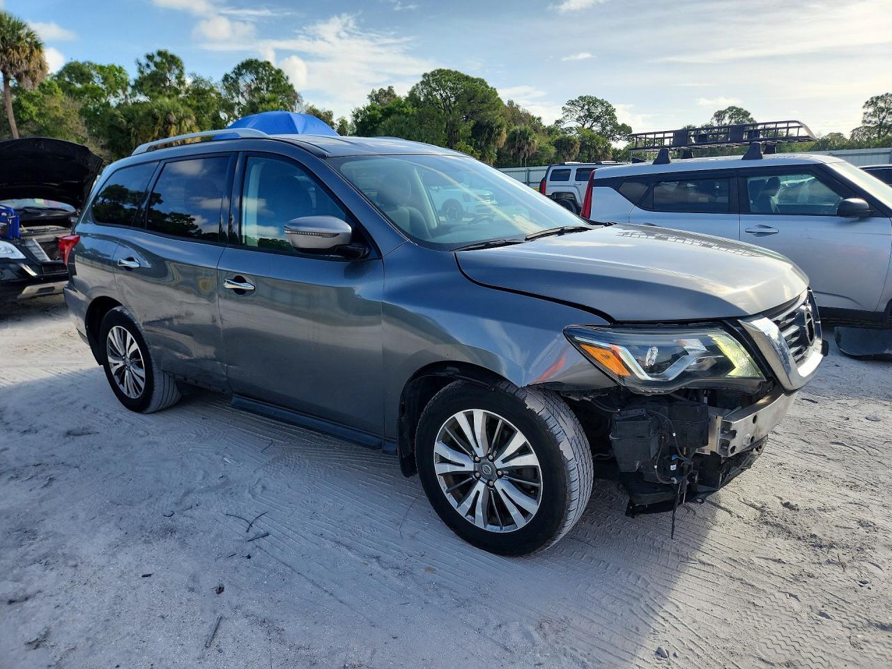 2019 NISSAN PATHFINDER