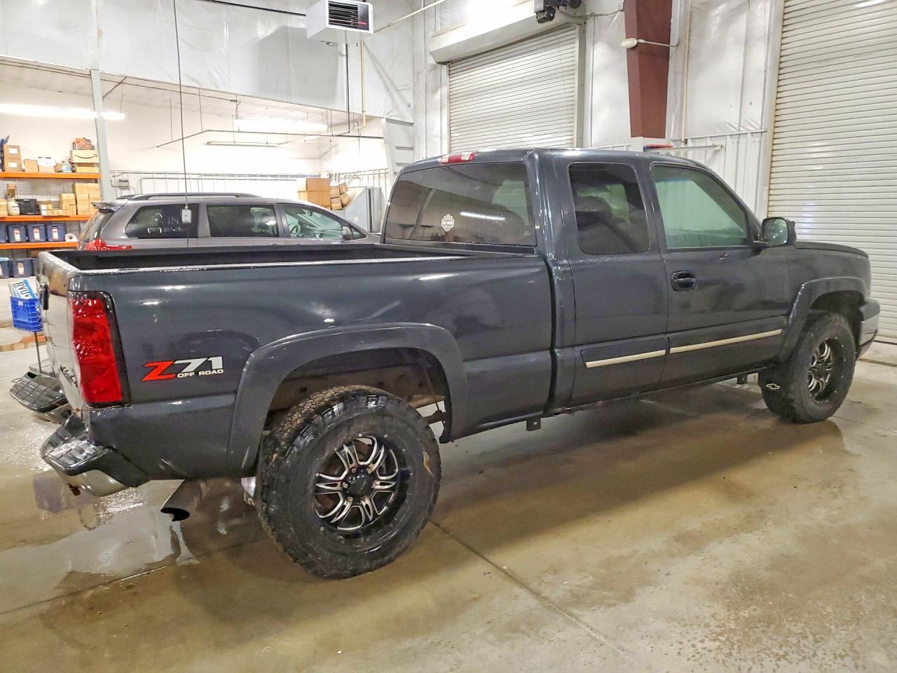 2004 CHEVROLET Silverado