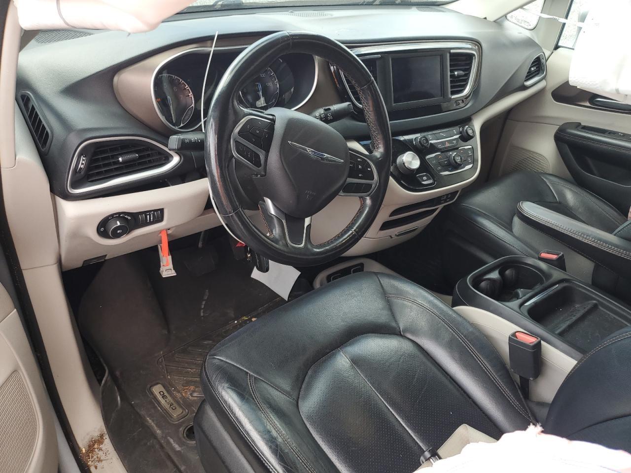 2019 CHRYSLER Pacifica