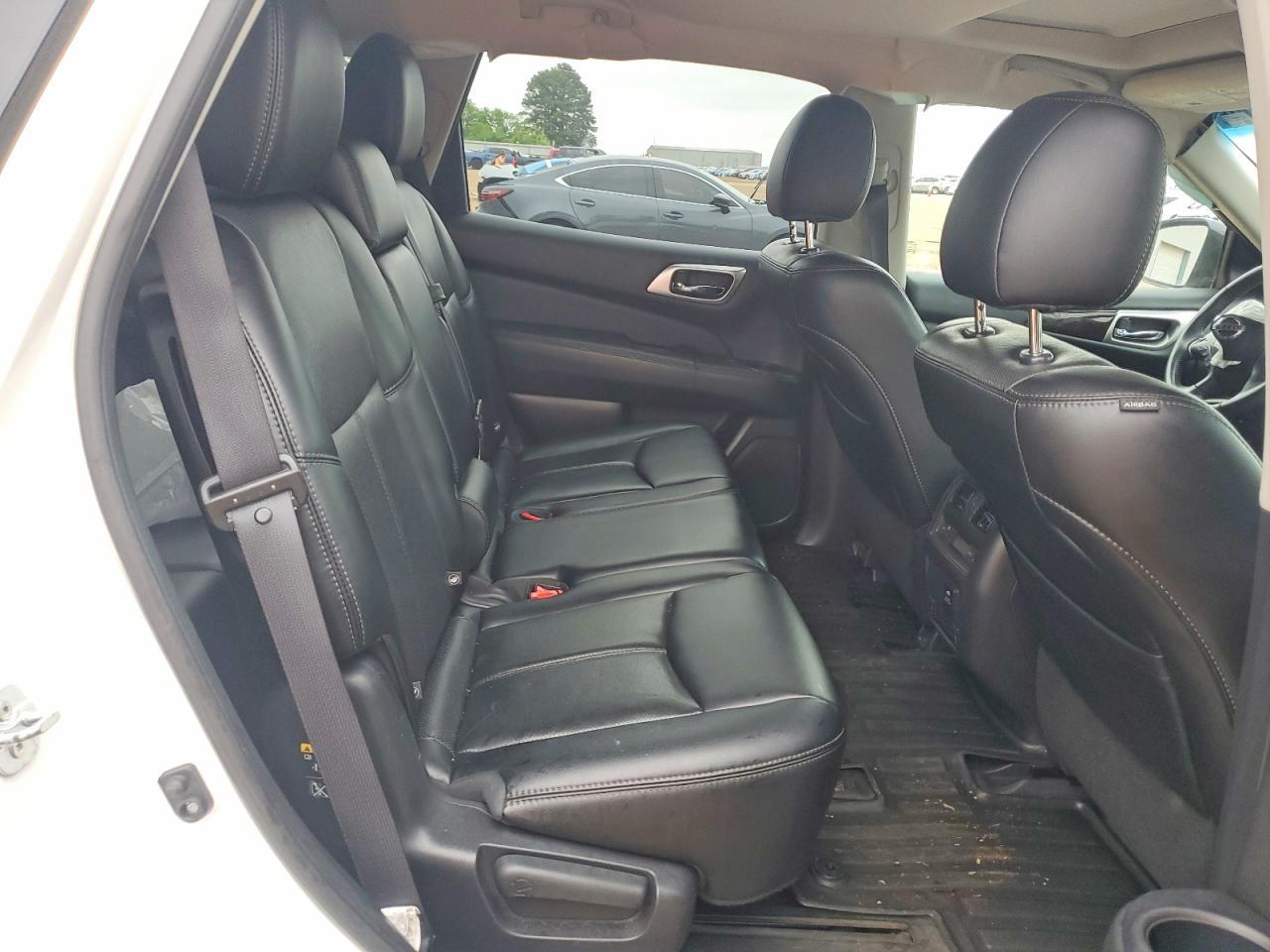 2015 NISSAN PATHFINDER