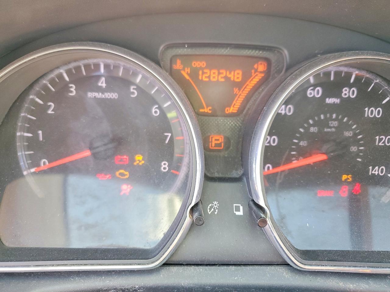 2013 NISSAN VERSA