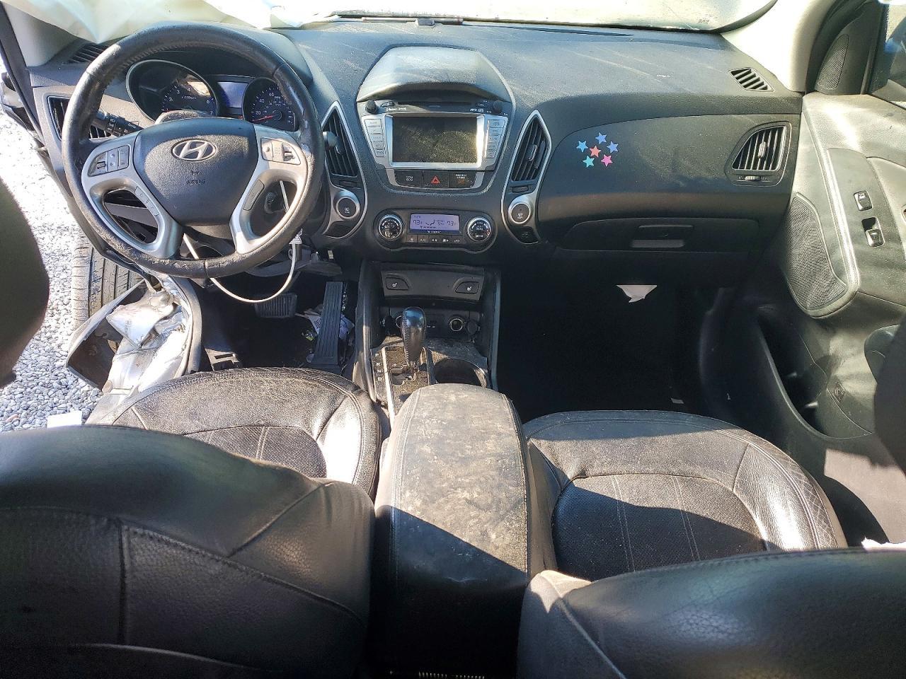 2012 HYUNDAI TUCSON