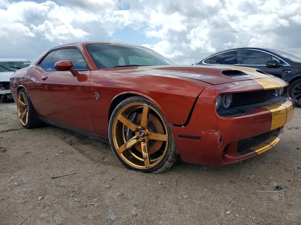 2020 DODGE Challenger