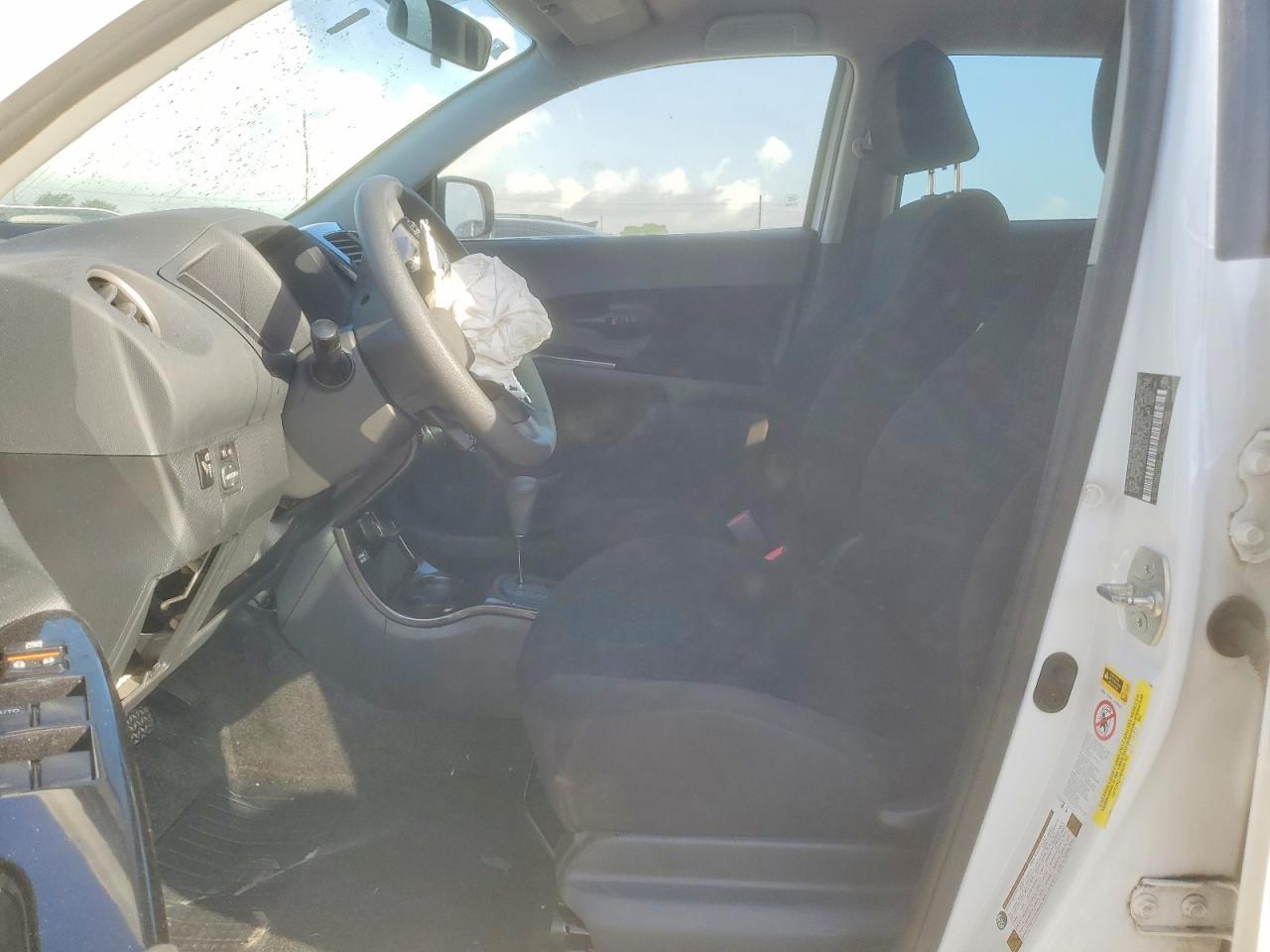 2010 SCION xD