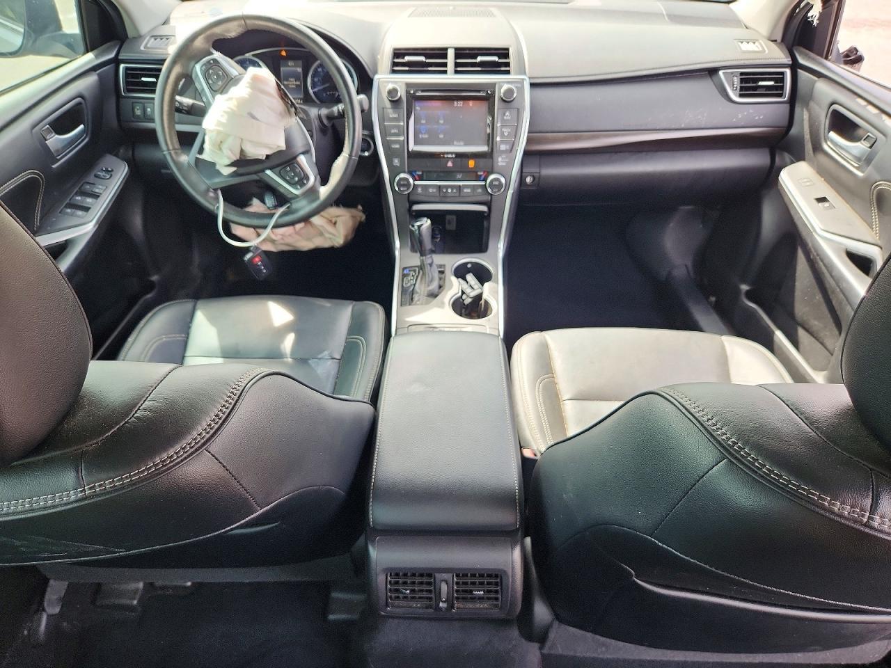 2017 TOYOTA CAMRY