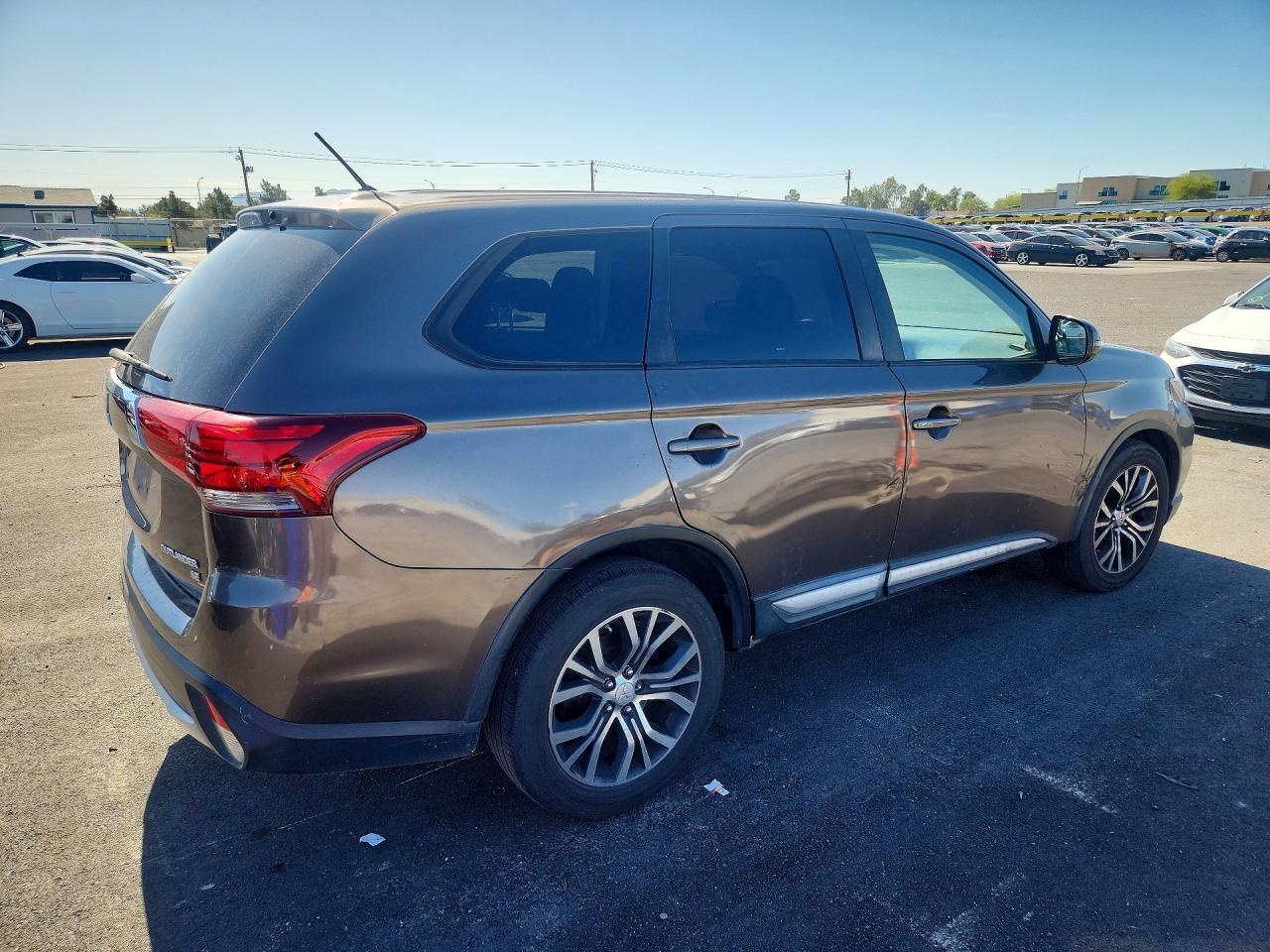 2016 MITSUBISHI outlander