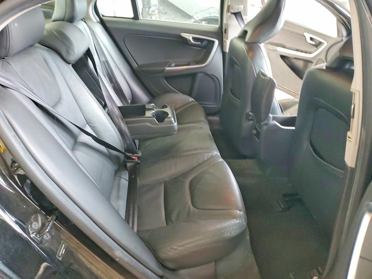2012 VOLVO S60