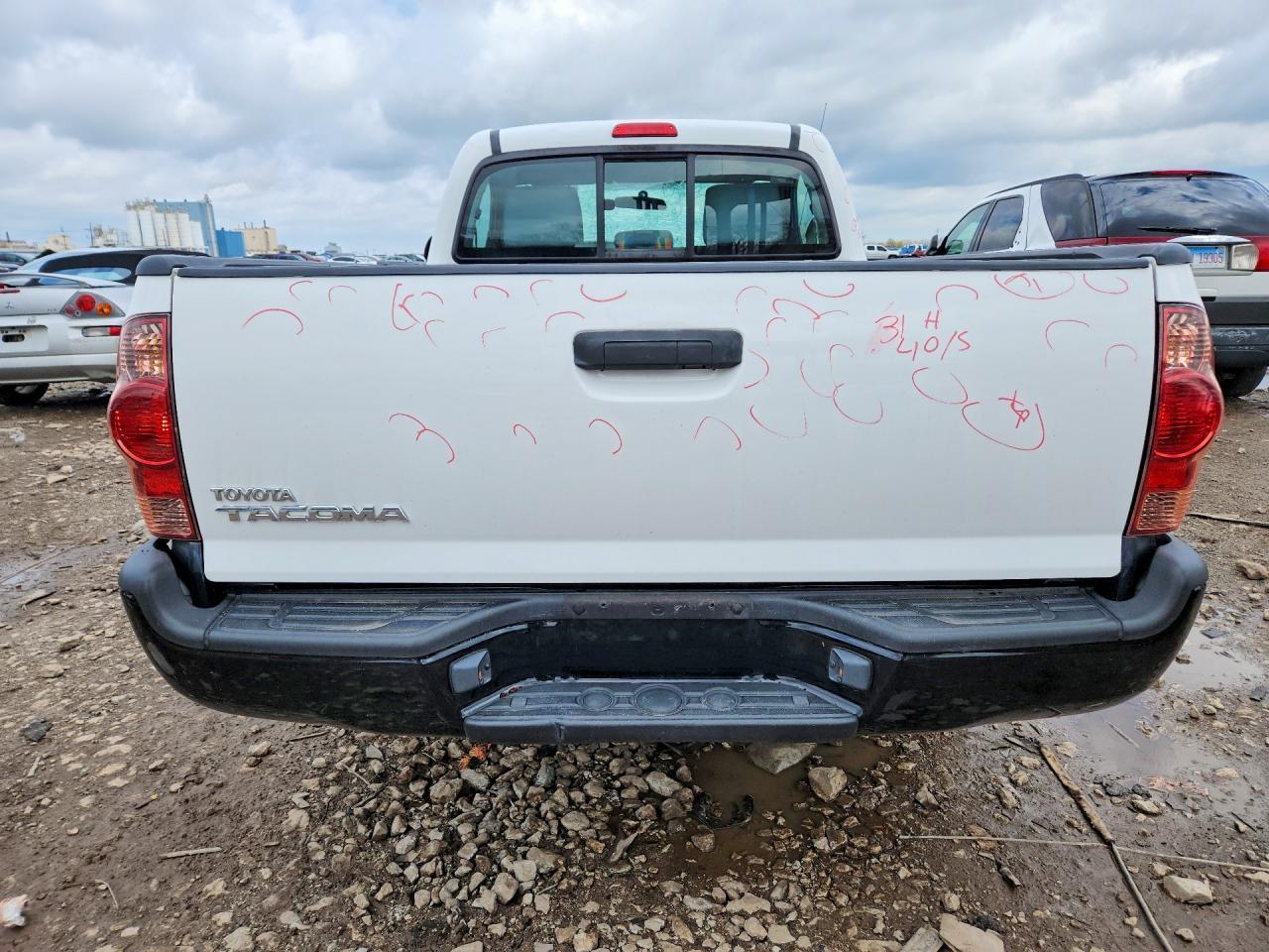 2012 TOYOTA TACOMA