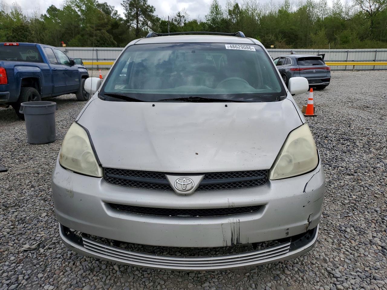 2005 TOYOTA SIENNA